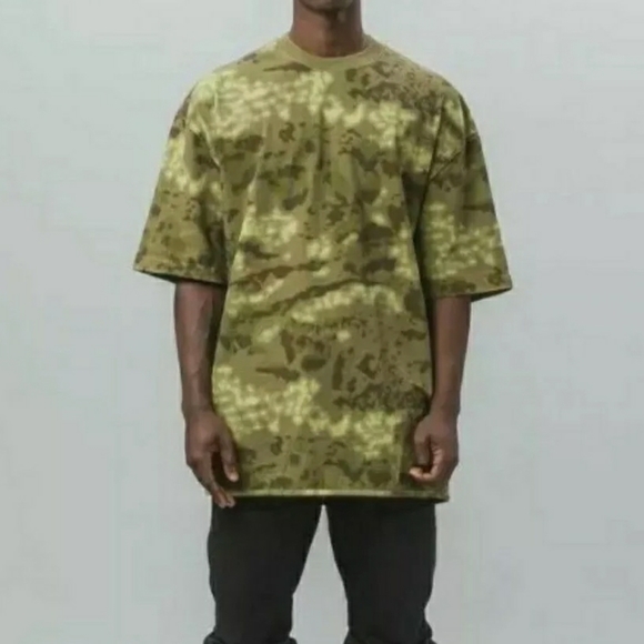 Yeezy Season 3 Heavy Knit  Oversized Short Sleeve CAMO T Shirt KW3M100 sz S - Picture 1 of 10